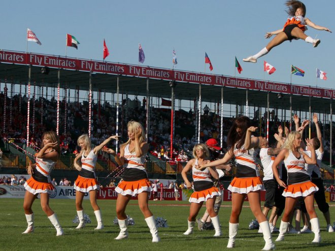Cheerleaders